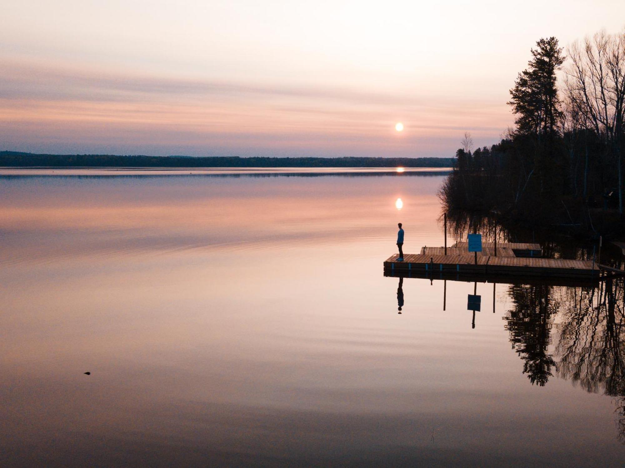 Auberge Du Lac Taureau Saint-Michel des Saints Bagian luar foto